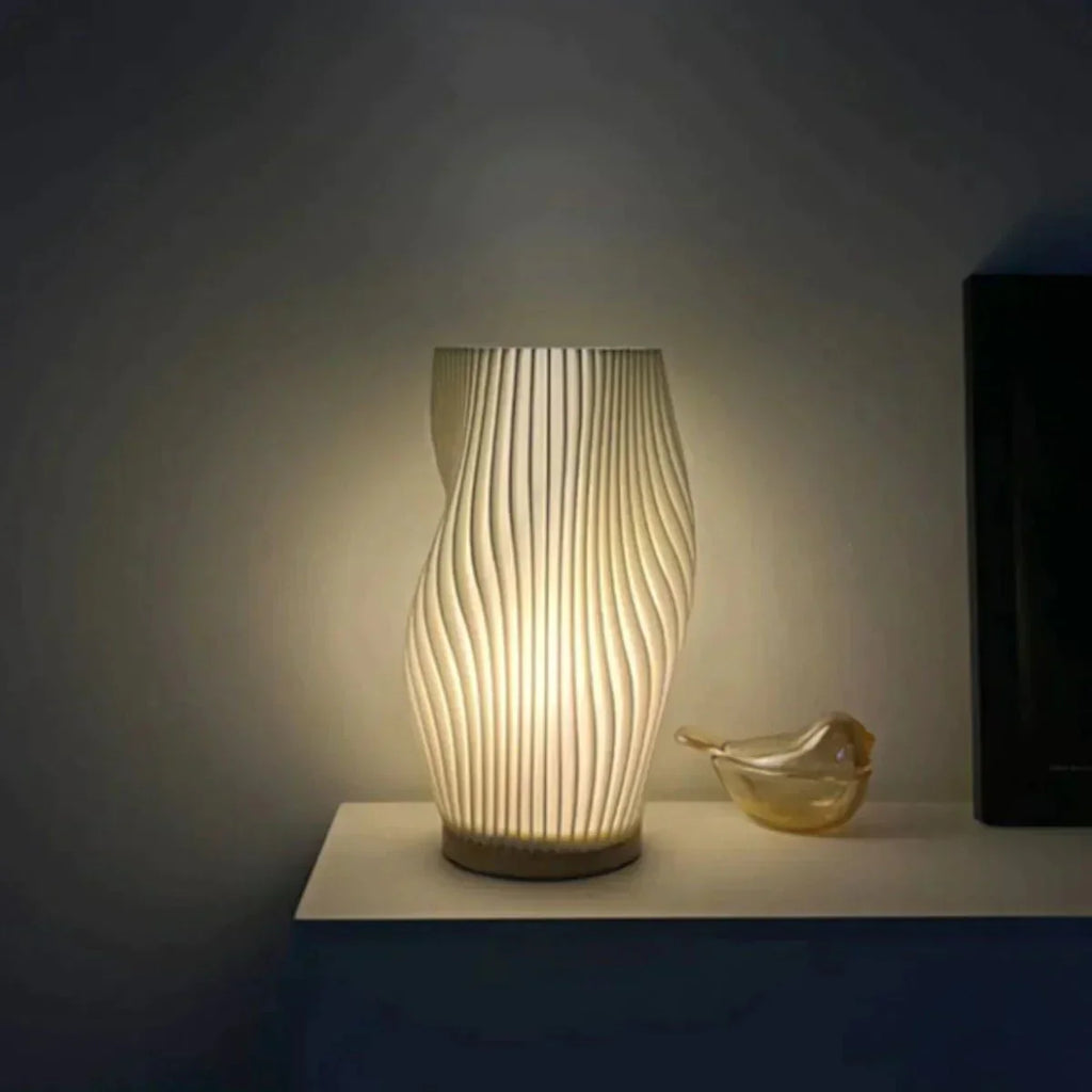 Incandia Wellenförmige Tischlampe