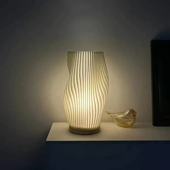 Incandia Wellenförmige Tischlampe