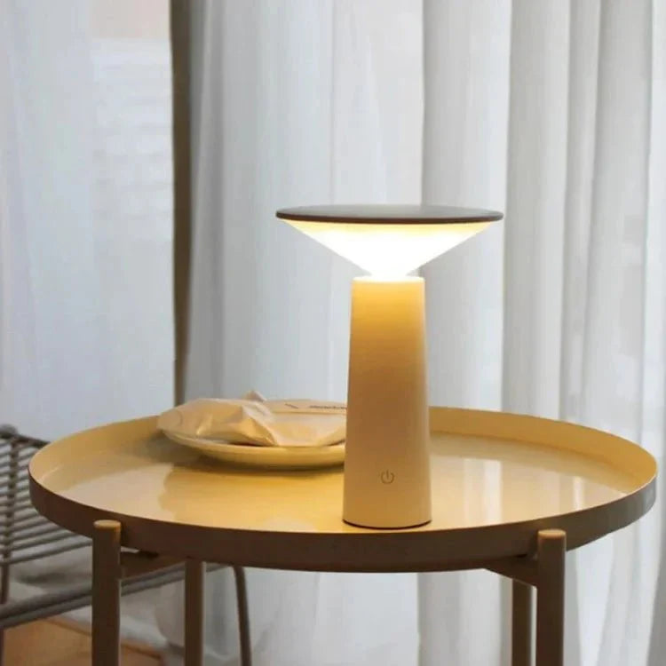 Nimbus Schwenkbare Tischlampe