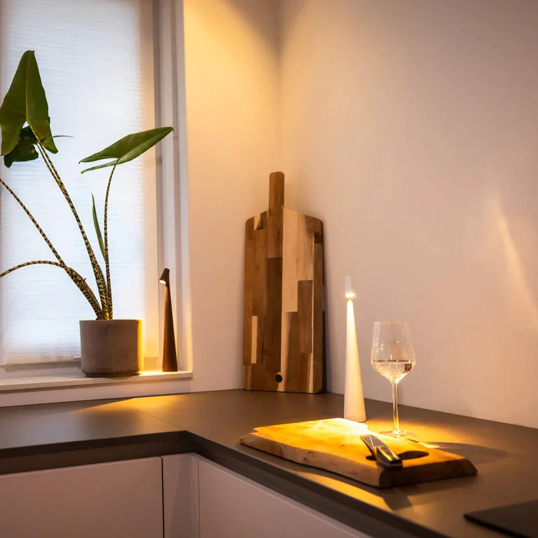 Spark Minimalistische Touch-Tischlampe